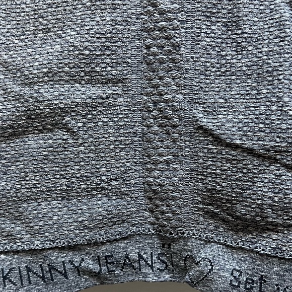 Lululemon Swiftly Tech Long-Sleeve Shirt - Picture 5 of 5